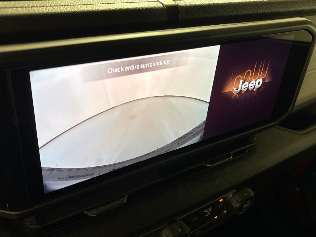 New 2026 Tuscadero Pearlcoat Jeep Sport S image 34
