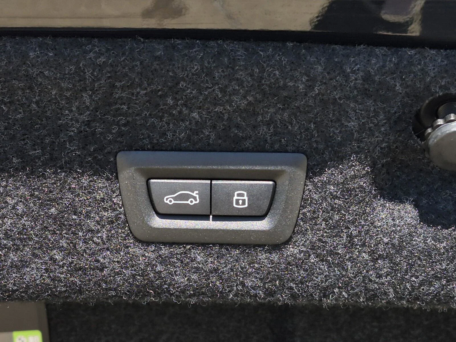 New 2026 Black Sapphire Metallic BMW 430i xDrive image 9