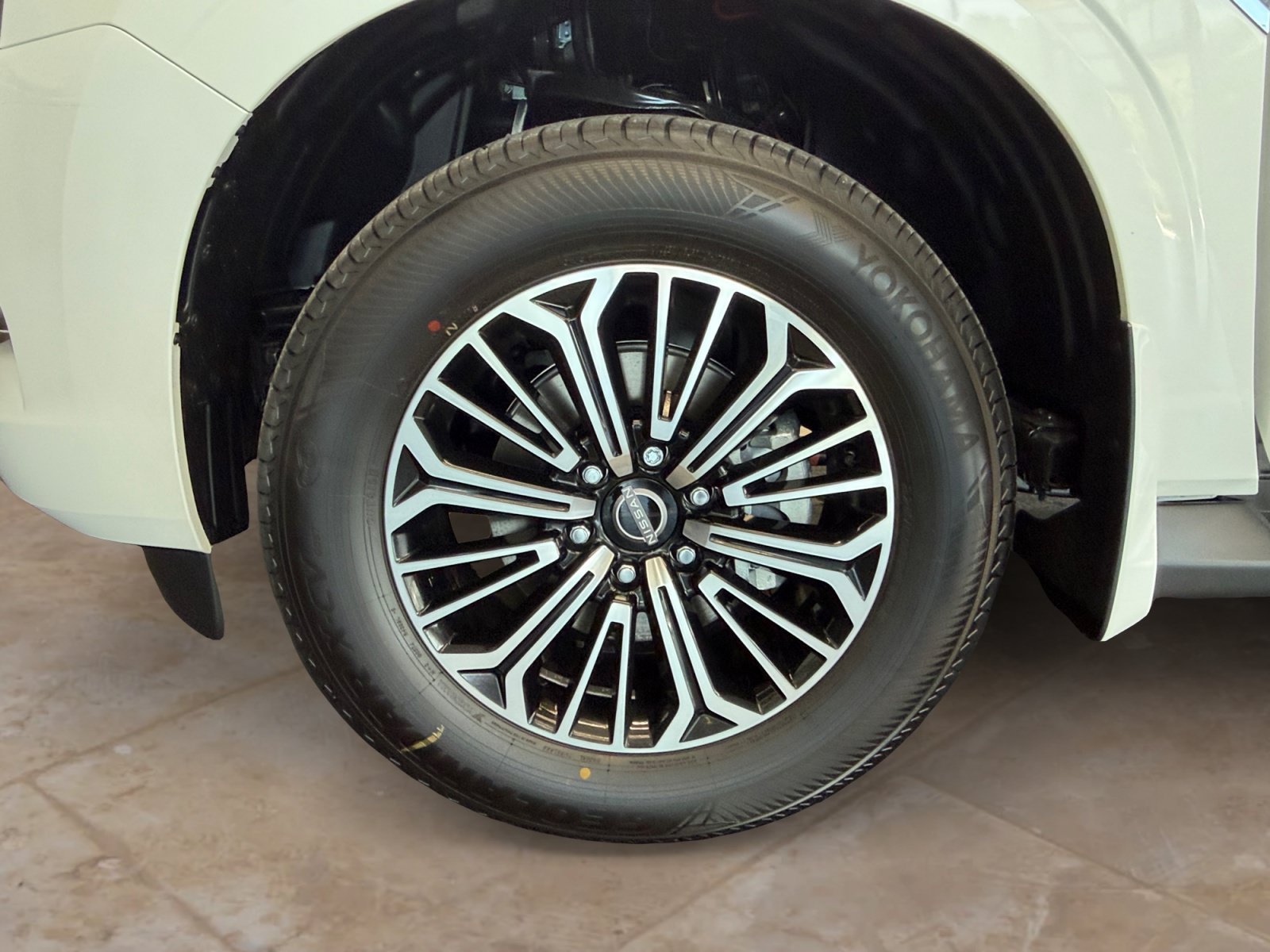 New 2026 Aspen White Tricoat Nissan SL image 13