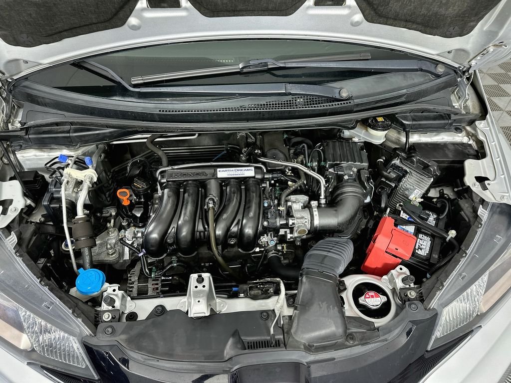 Used 2015  Honda EX image 28