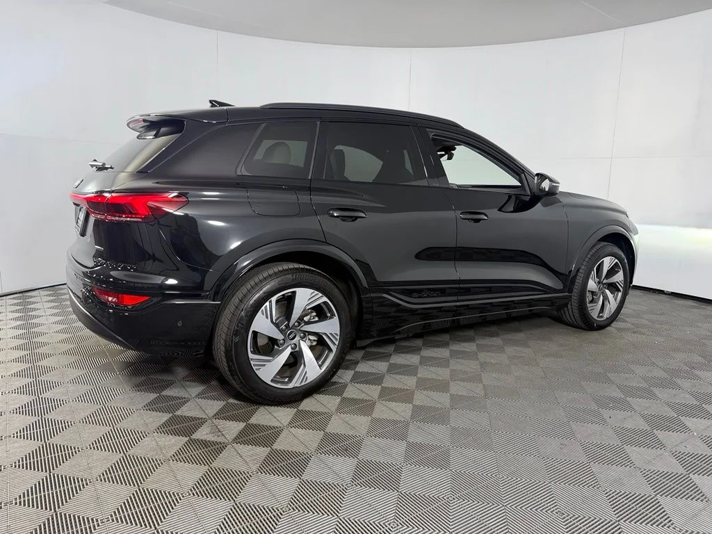 Used 2025 Black Audi Premium Plus image 6