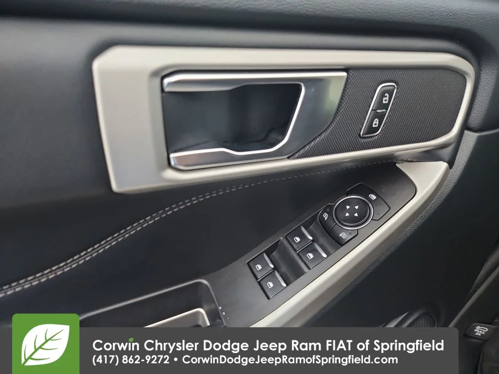 Used 2022 Gray Ford XLT image 20