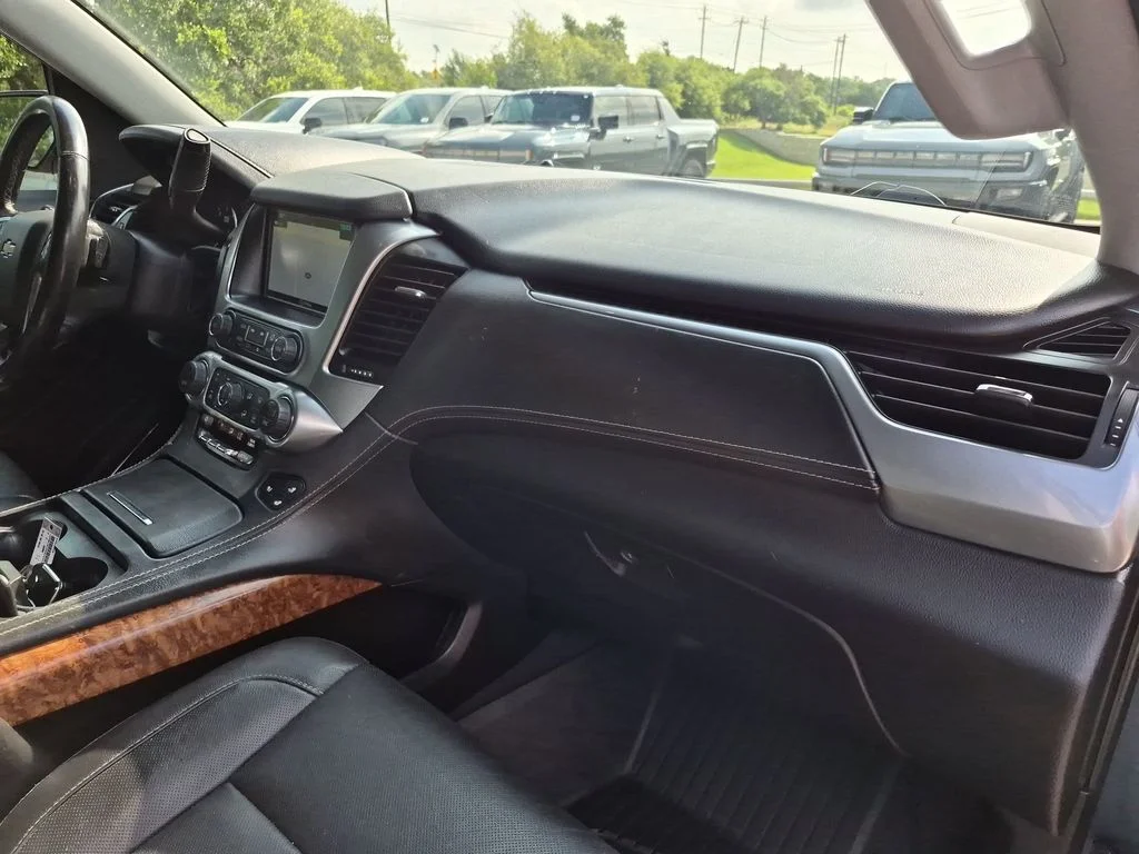 Used 2019 Gray Chevrolet Premier image 43