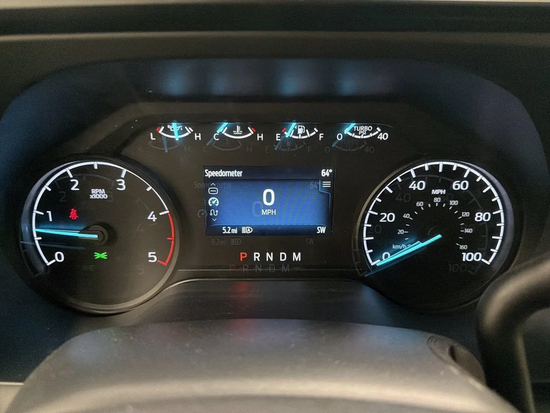 New 2026 Oxford White Ford F-550® XL image 17