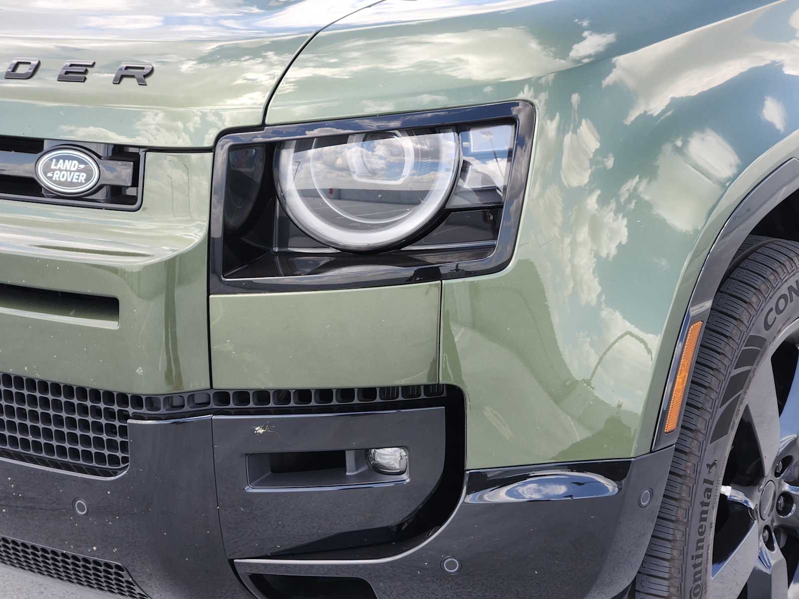 New 2026 Woolstone Green LAND ROVER X-Dynamic SE image 8