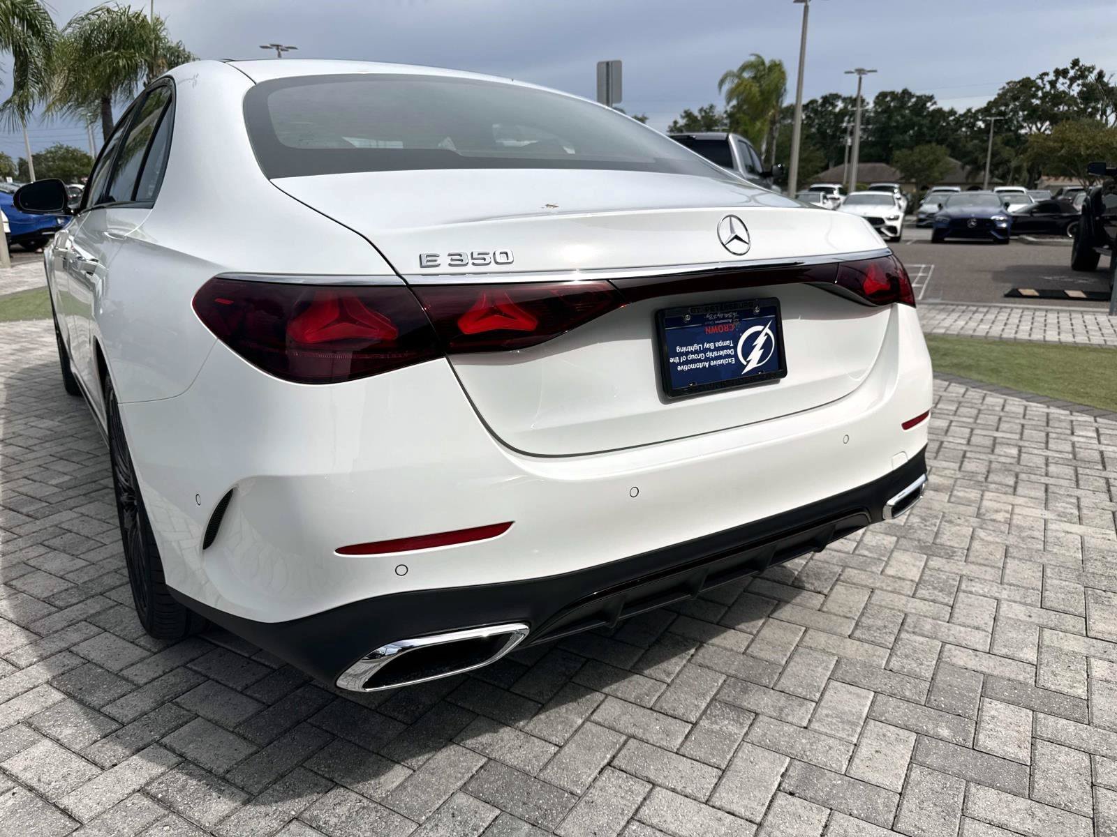 New 2026 Polar White Mercedes-Benz E 350 RWD Sedan image 9