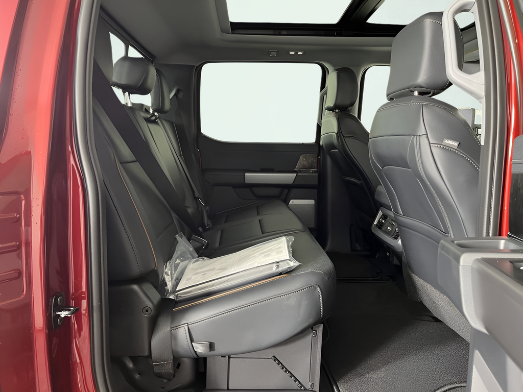 2026 Ford F-350 Super Duty Lariat - Photo 12