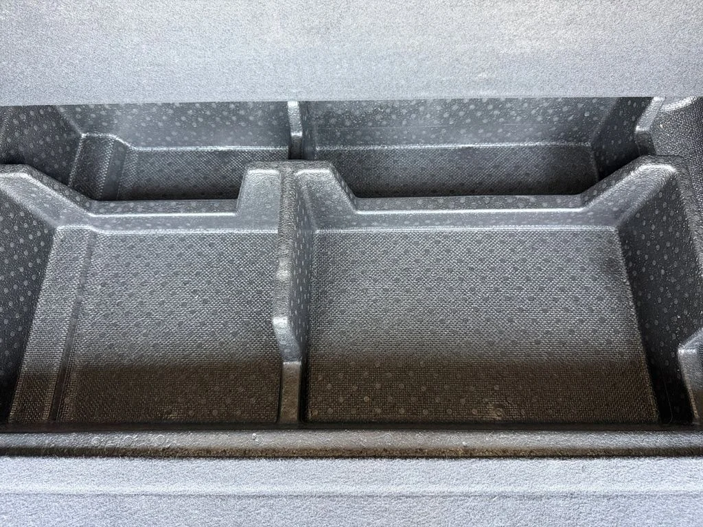 Used 2018 Gray Hyundai 2.0T image 26