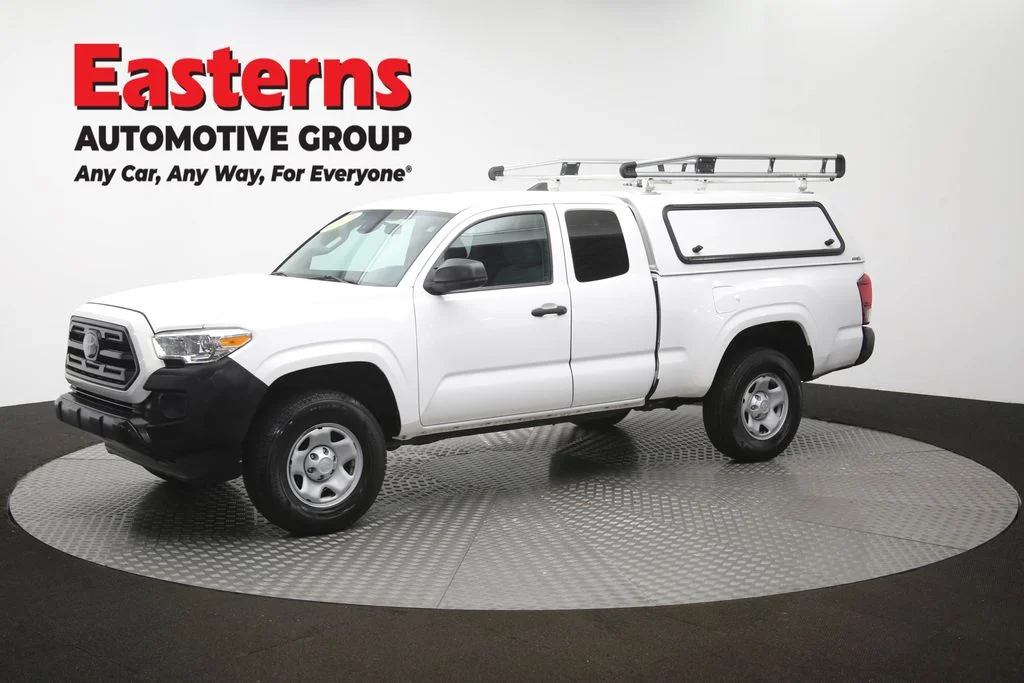 Used 2019 White Toyota SR image 56