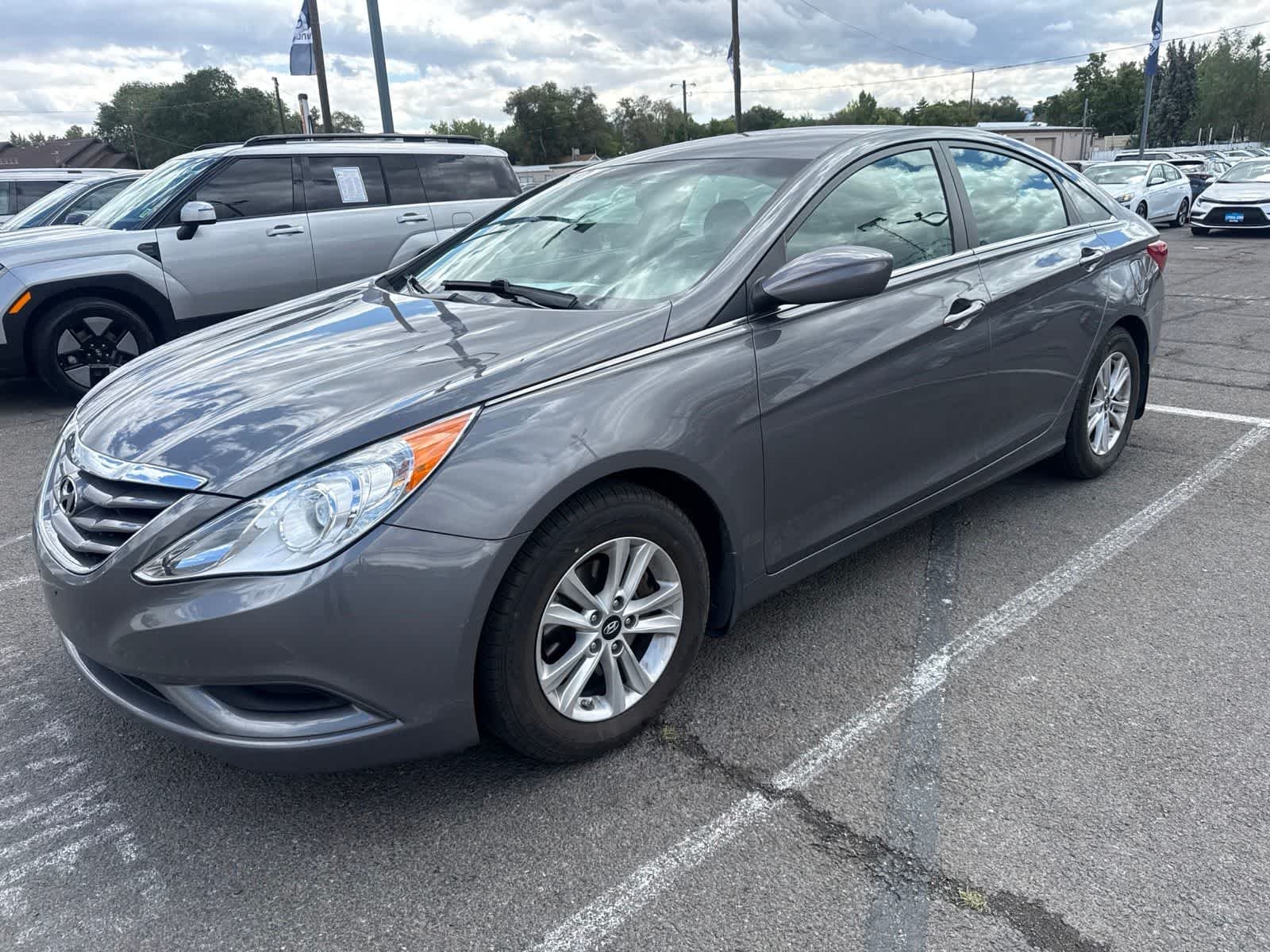 Used 2012 Harbor Gray Metallic Hyundai GLS image 2