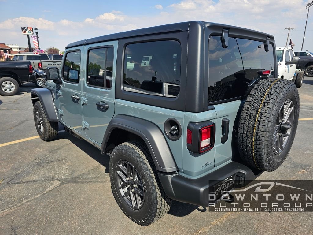 New 2026 Anvil Clearcoat Jeep Sport S image 5