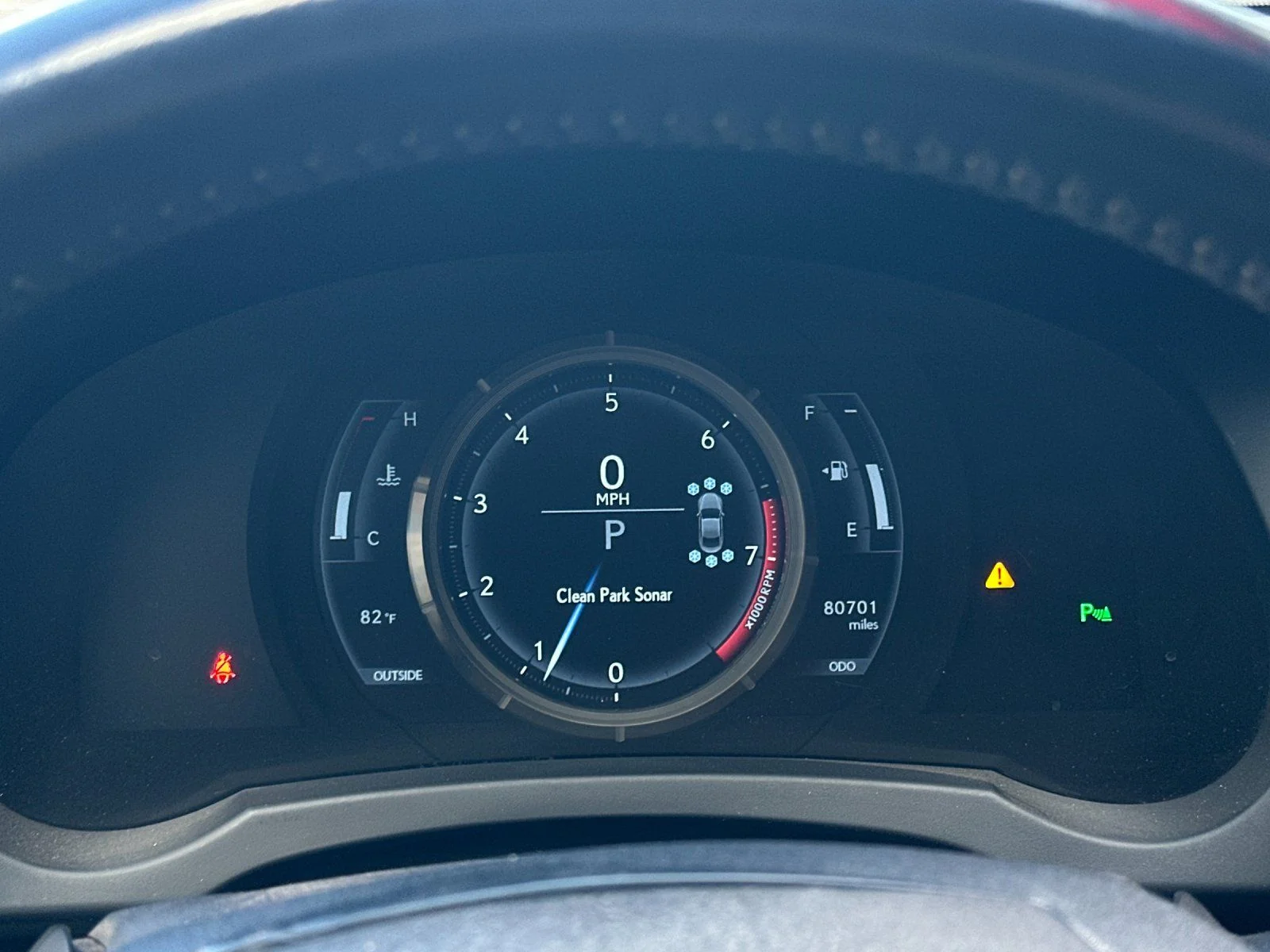 Used 2015 Ultra White Lexus 350 image 21