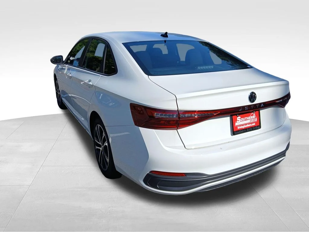 New 2026 White Volkswagen 1.5T Sport image 3