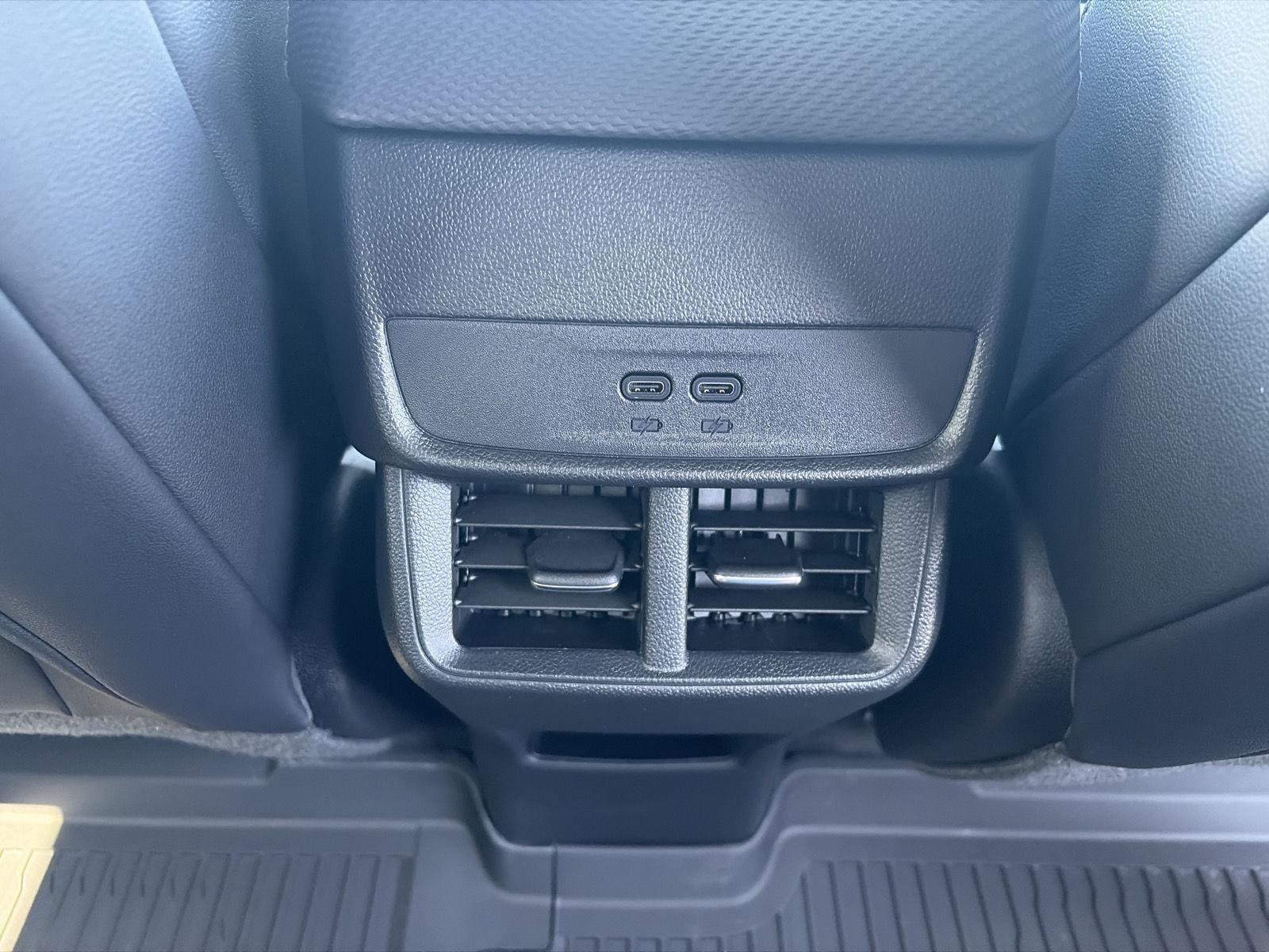 2027 Chevrolet Equinox LT - Photo 14