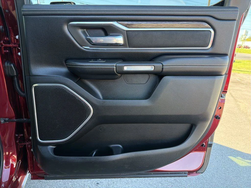 Used 2019 Red Ram Laramie image 16