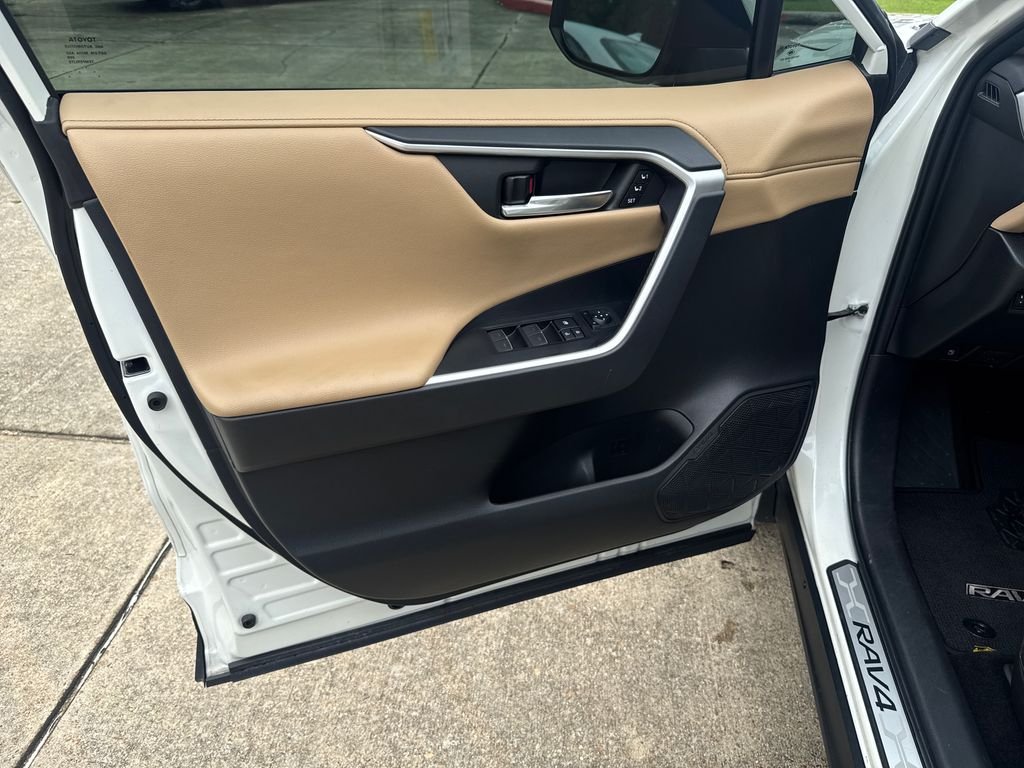Used 2022 White Toyota Limited image 11