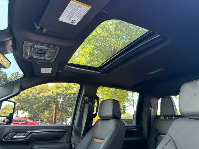 Used 2026 Onyx Black GMC AT4 image 31