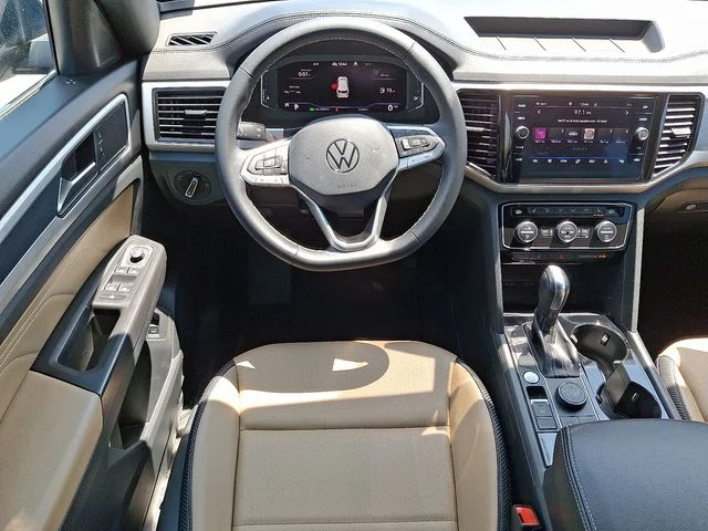 2023 Volkswagen Atlas Cross Sport SE w/Tech - Photo 11