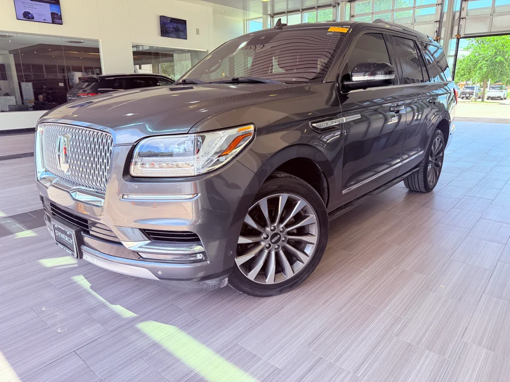 2018 Lincoln Navigator Select's photo