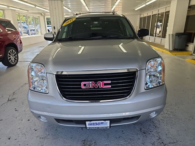 Used 2011 Silver GMC SLE image 8