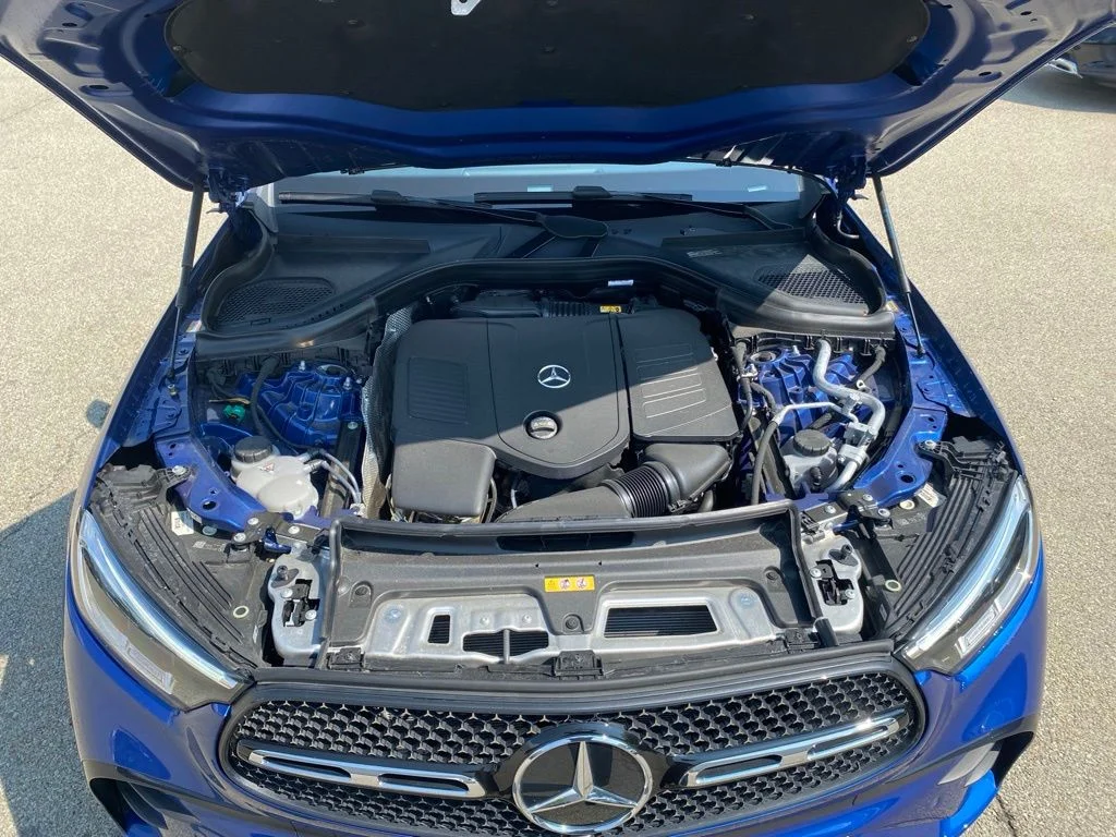 Used 2026 Blue Mercedes-Benz GLC 350e image 23