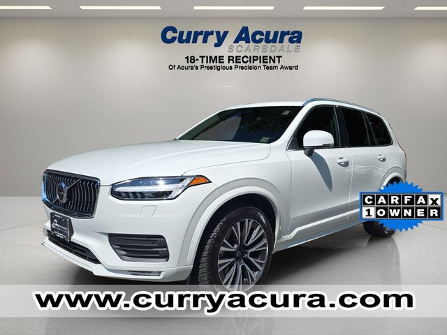 2022 Volvo XC90 Momentum
