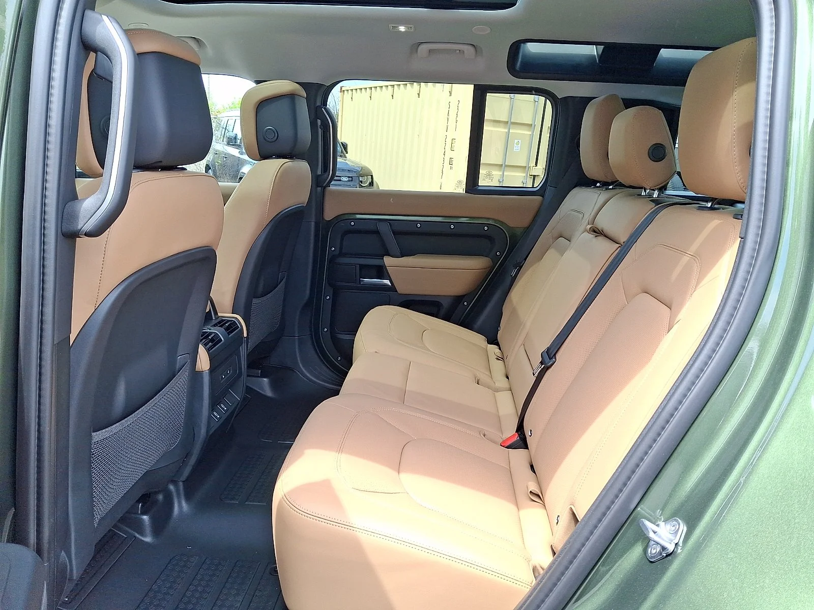 New 2026 Woolstone Green LAND ROVER S image 5