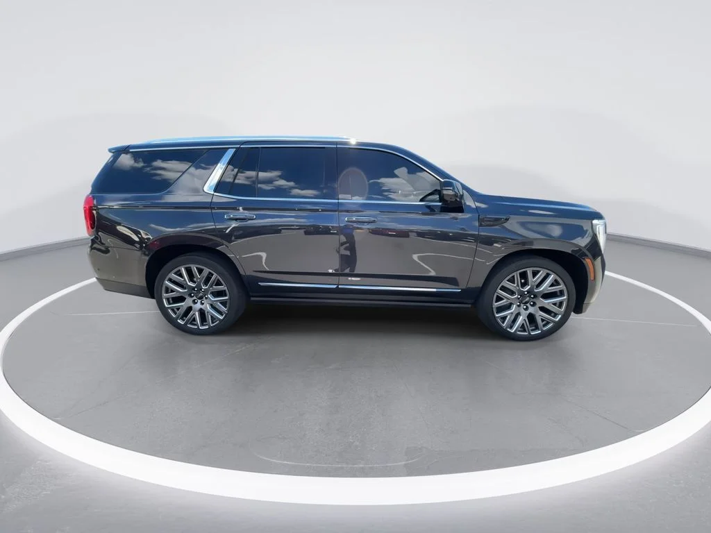 Used 2025 Silver GMC Denali Ultimate image 9