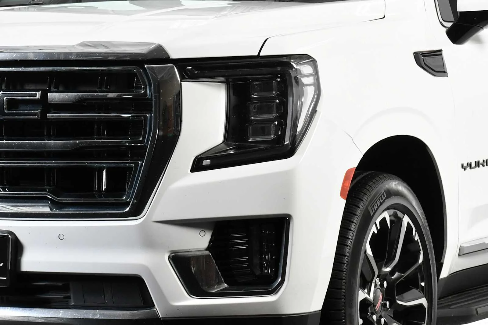 Used 2022 Summit White GMC SLT image 10