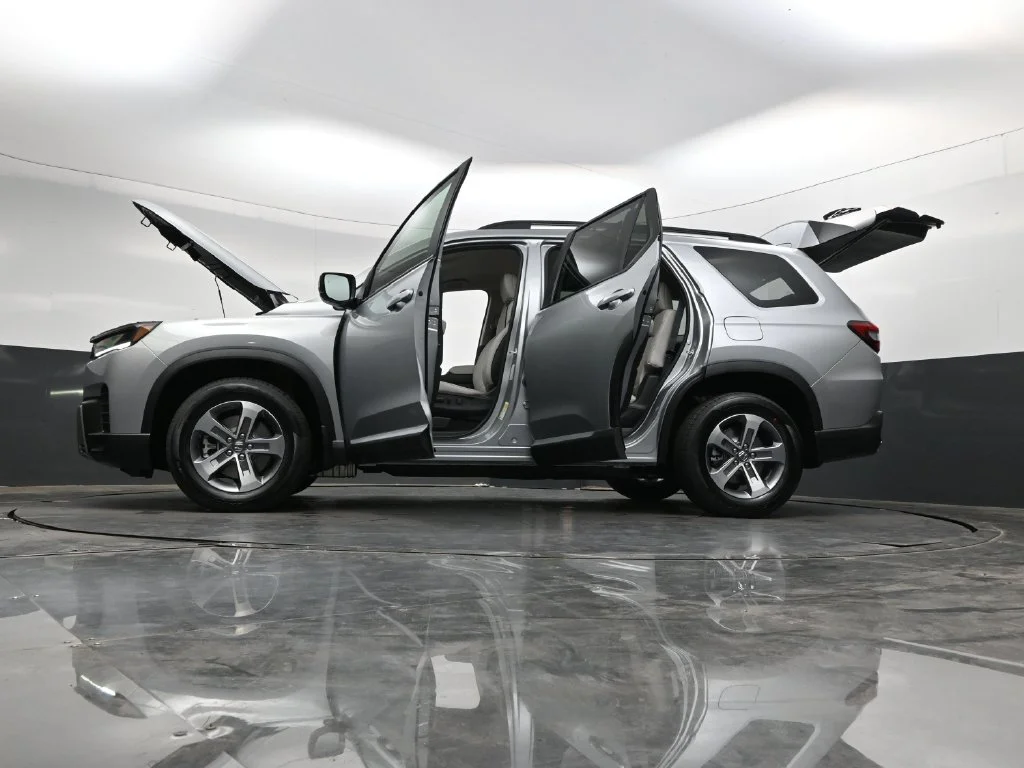 New 2026 Solar Silver Metallic Honda EX-L image 39