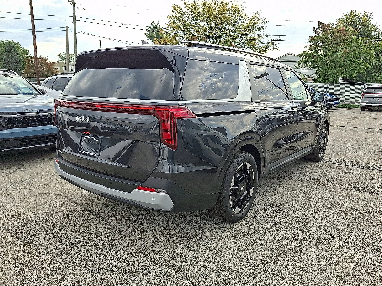 New 2027 Gray Kia EX image 5