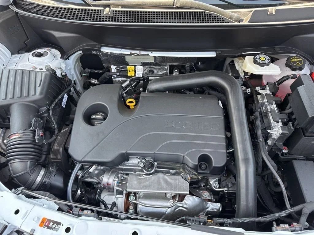 New 2026 Summit White GMC Elevation image 30