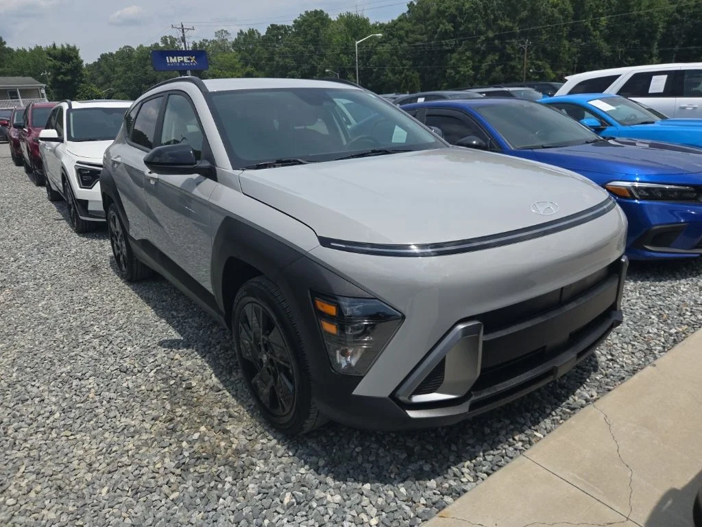 Used 2026 Gray Hyundai SEL Sport image 2