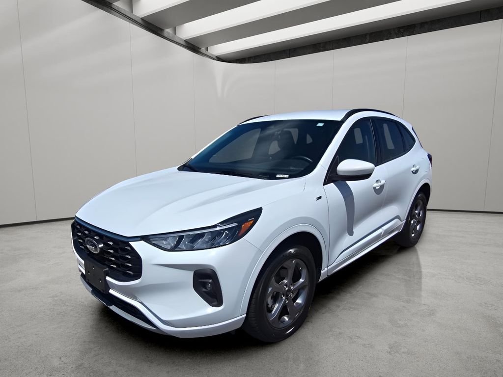 Used 2023 OXFORD WHITE Ford ST-Line Select image 1