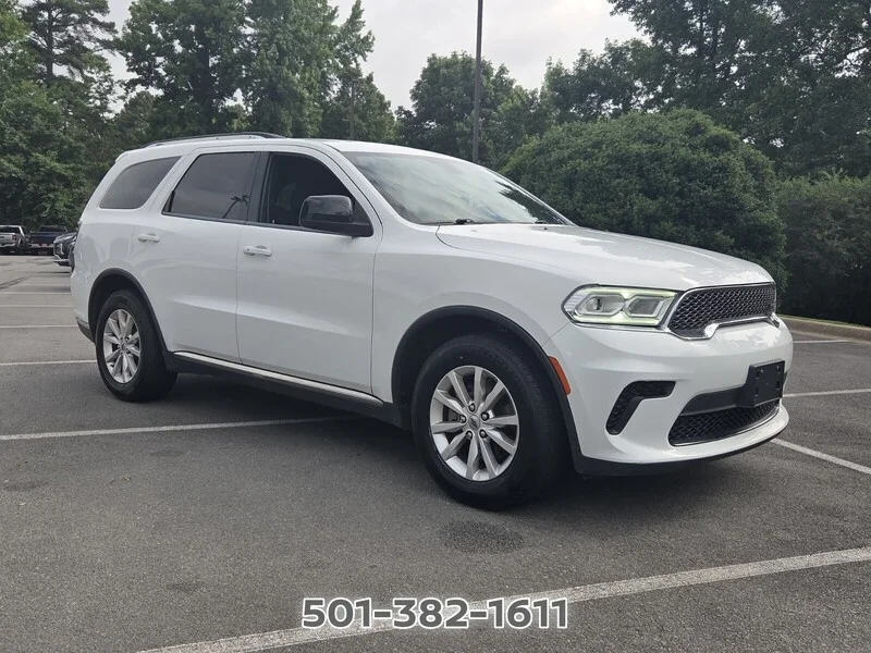 Used 2023 White DODGE SXT RWD image 7