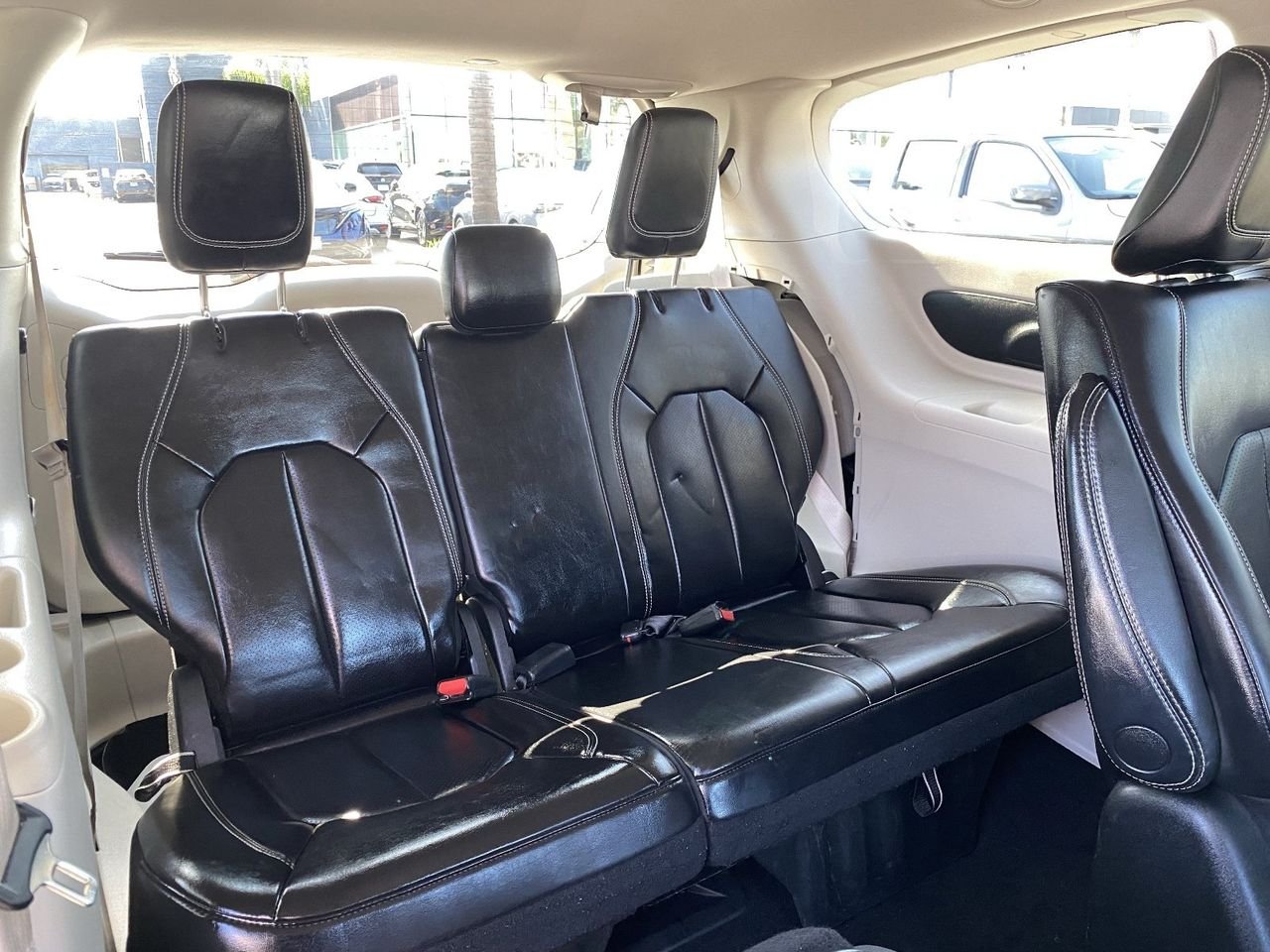 Used 2023 Bright White Chrysler Touring L image 12