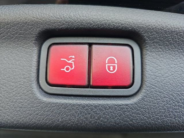 2023 Mercedes-Benz C-Class Sedan C 300 - Photo 13