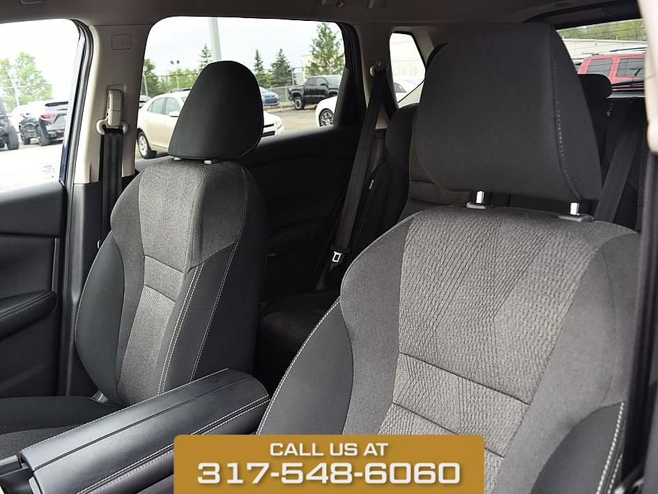 Used 2025 Deep Ocean Blue P Nissan SV image 17
