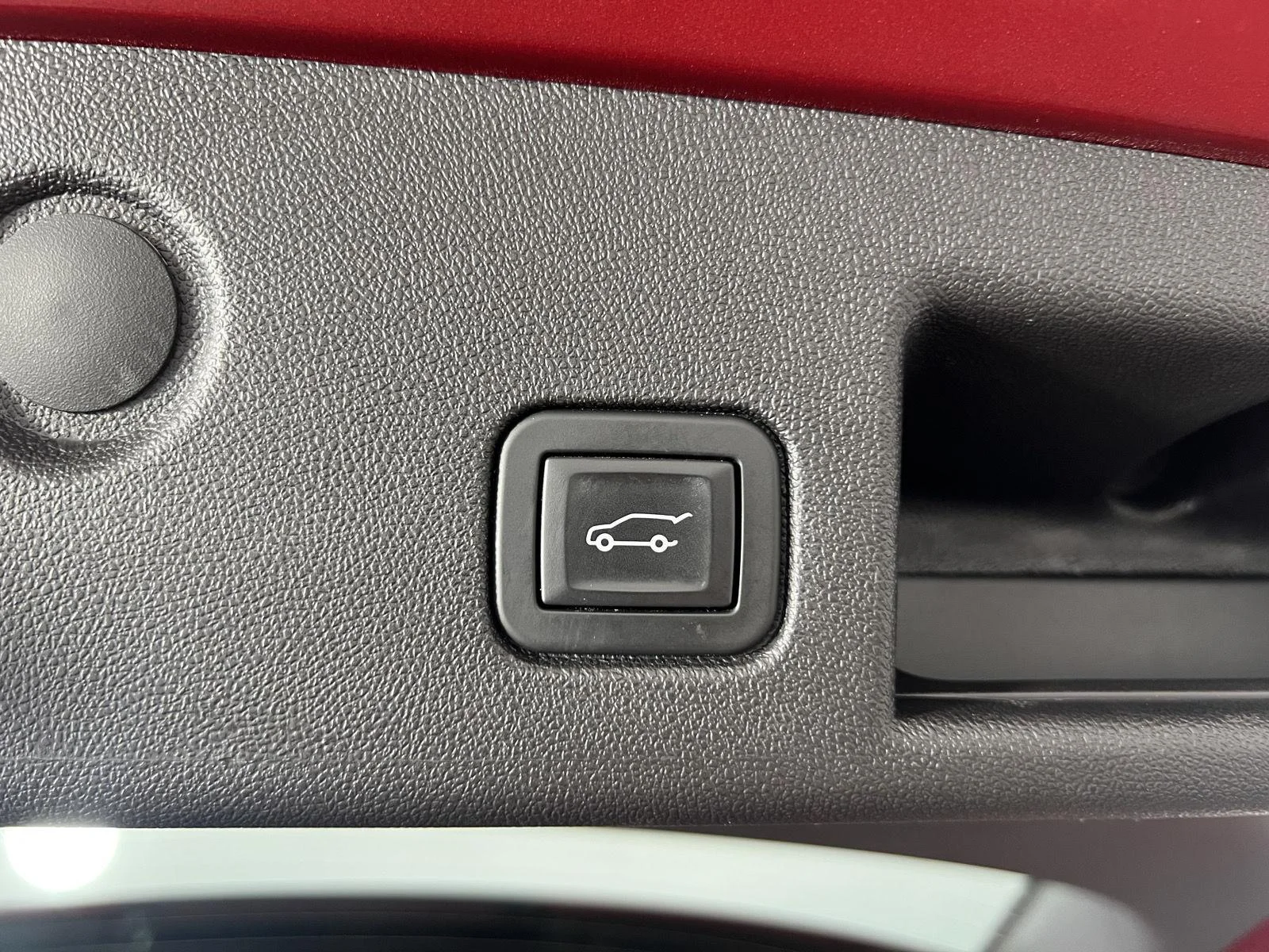 Used 2024 Radiant Red Tintcoat Chevrolet LT image 20