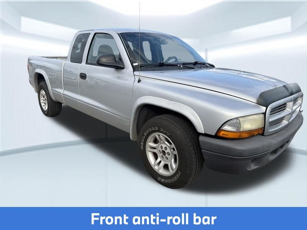 Used 2003  Dodge Base image 11