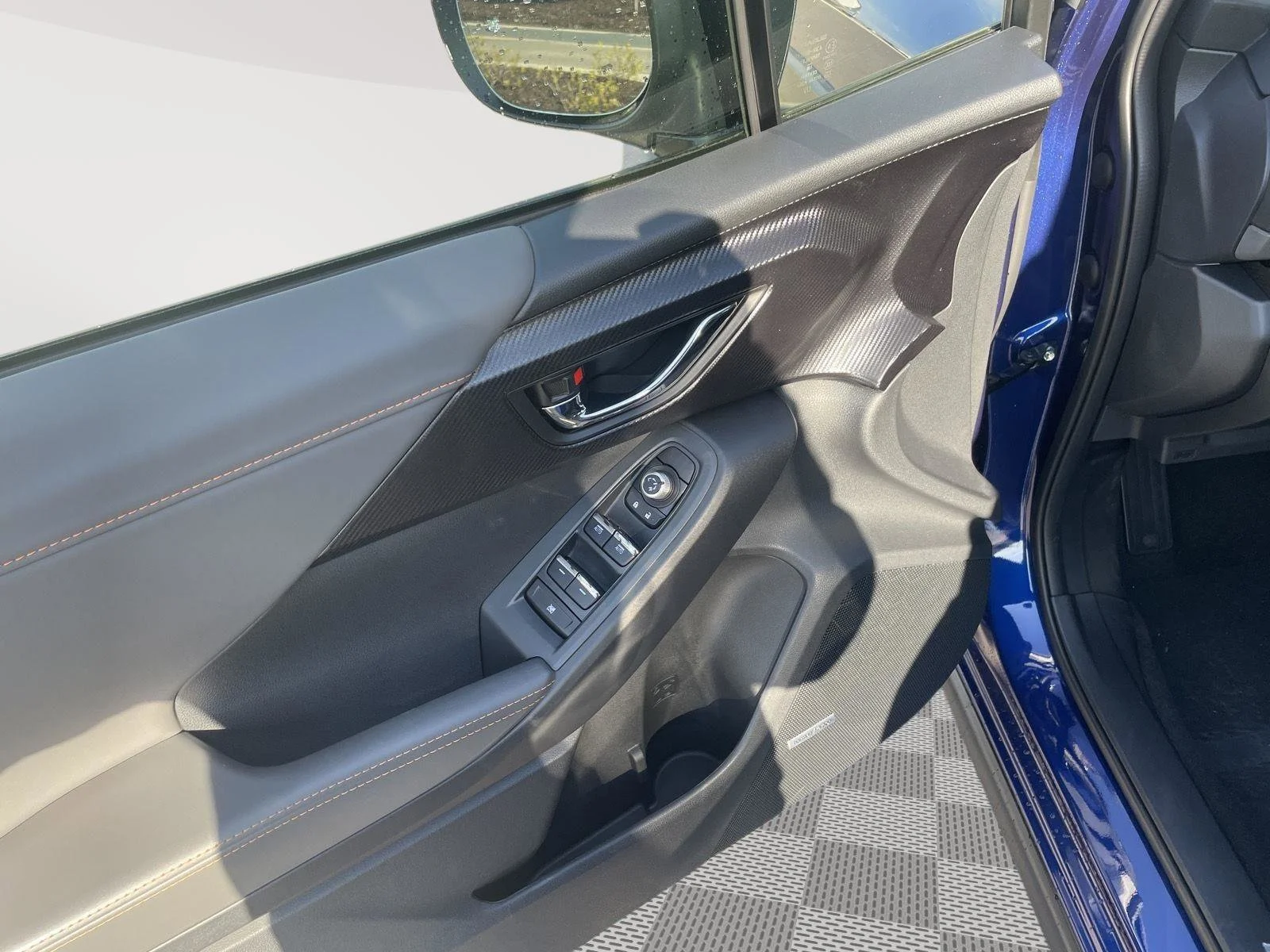 New 2026 Sapphire Blue Pearl Subaru Limited Hybrid image 9