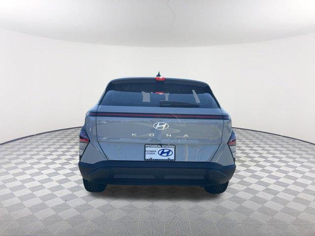 2026 Hyundai Kona SE - Photo 6