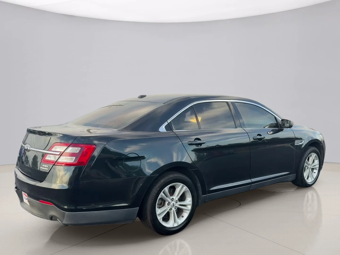 Used 2014 Black Ford SEL image 5