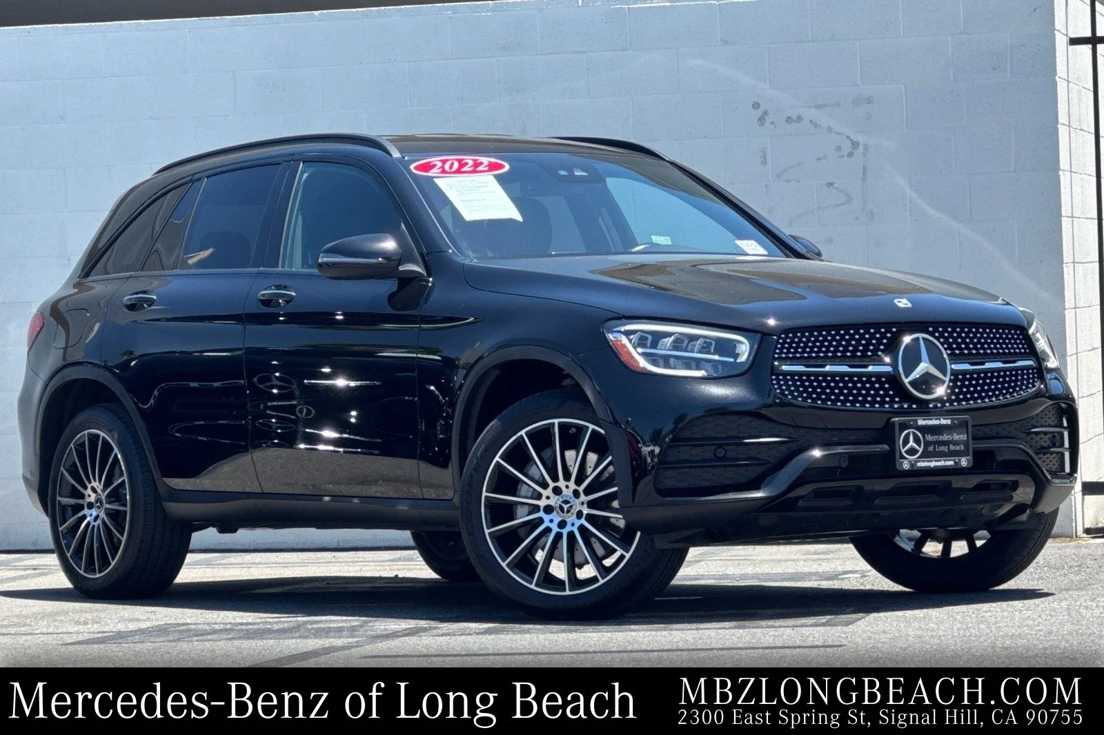 Used 2022 Black Mercedes-Benz GLC 300 image 1