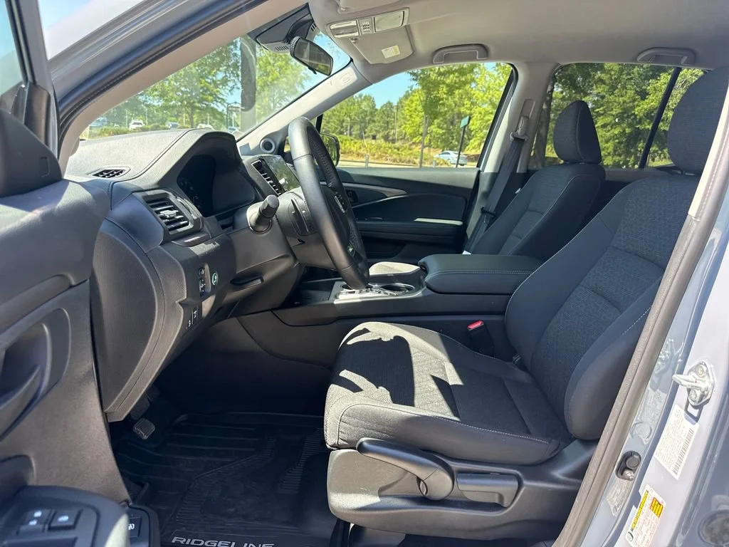 Certified Used 2025 Sonic Gray Pearl Honda AWD SPORT image 48