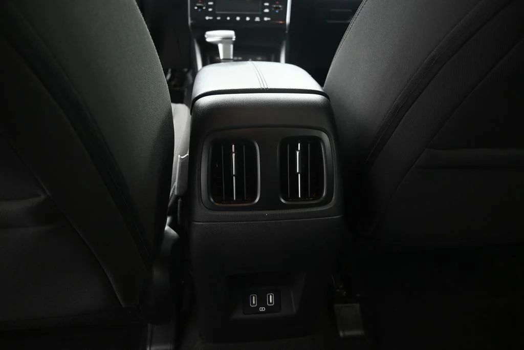 Used 2024 Silver Hyundai SEL image 19