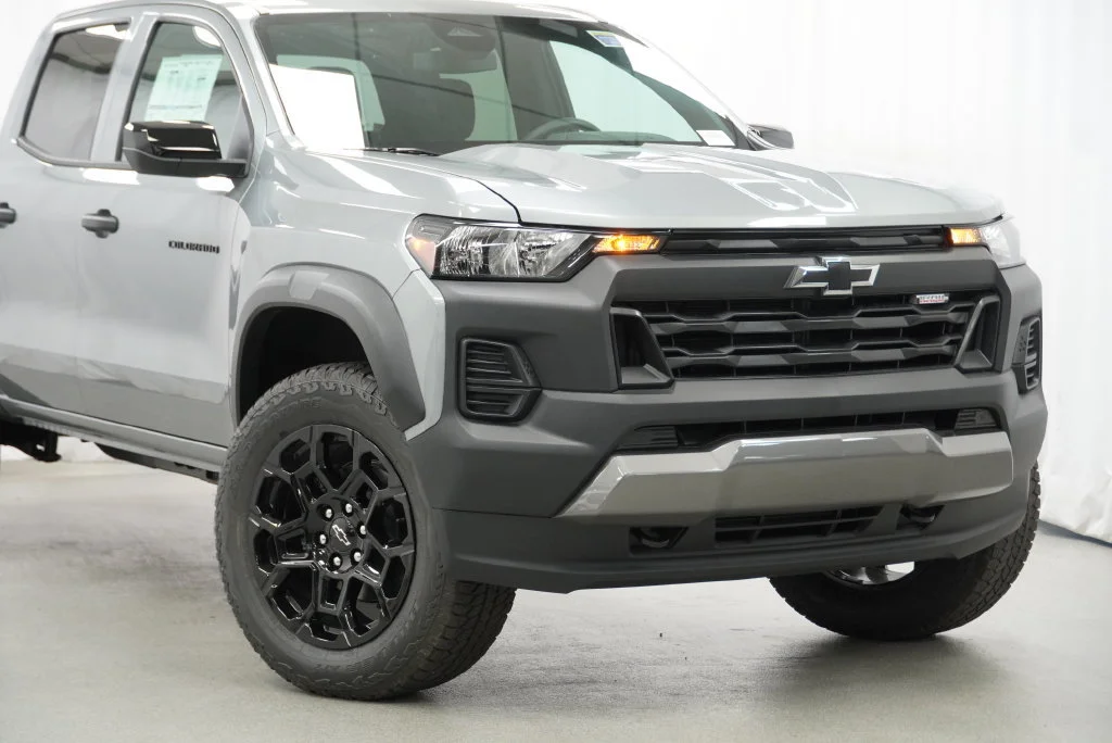 New 2026 Sterling Gray Metallic Chevrolet Trail Boss image 6