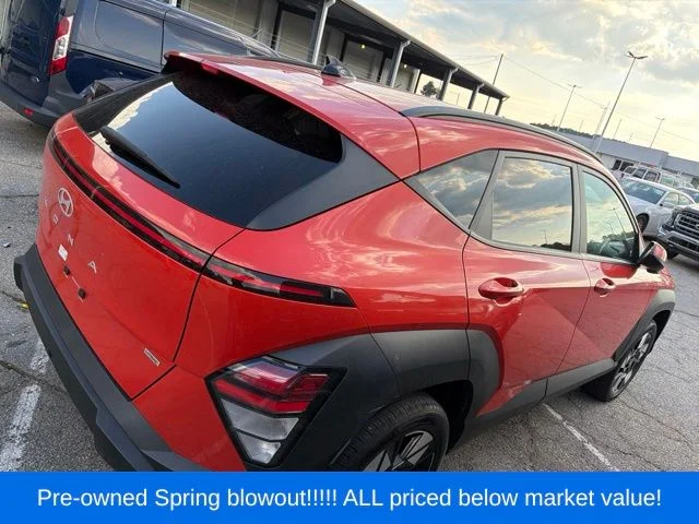 Used 2024 Orange Hyundai SEL image 8