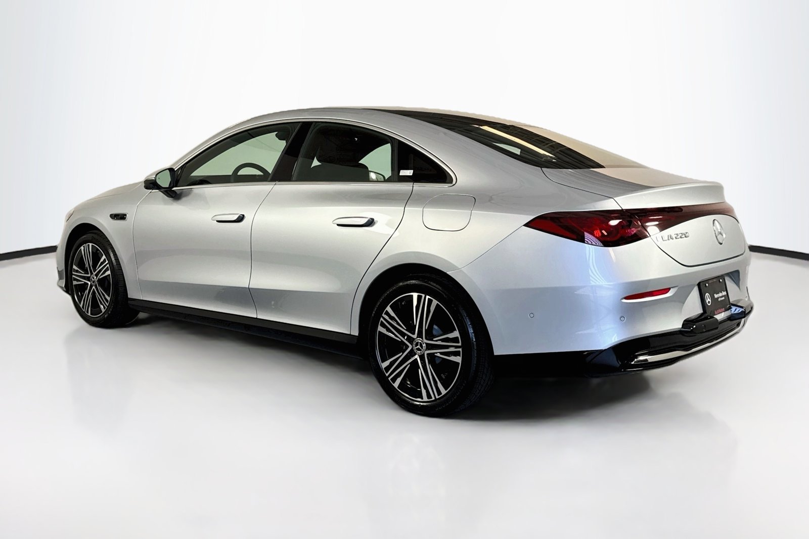 New 2027 Cirrus Silver Metallic Mercedes-Benz CLA 220 Hybrid image 7
