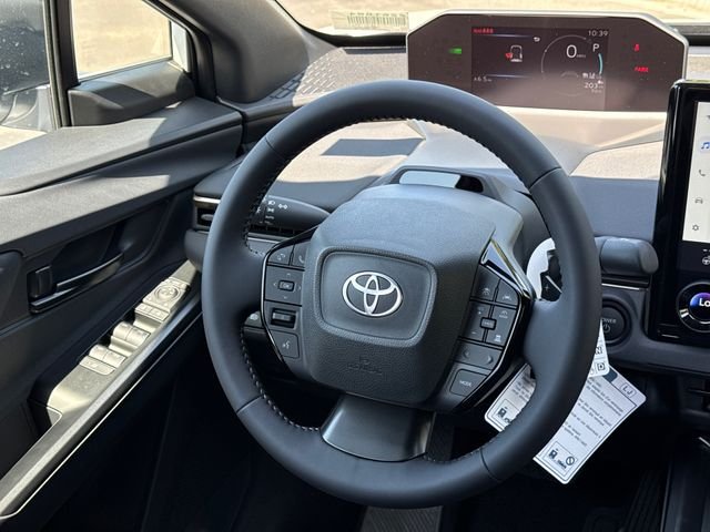 New 2026 Wind Chill Pearl <sup>1</sup> Toyota  XLE image 20